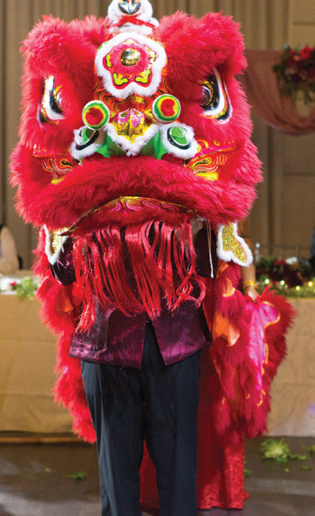 lion dancers at the wedding 