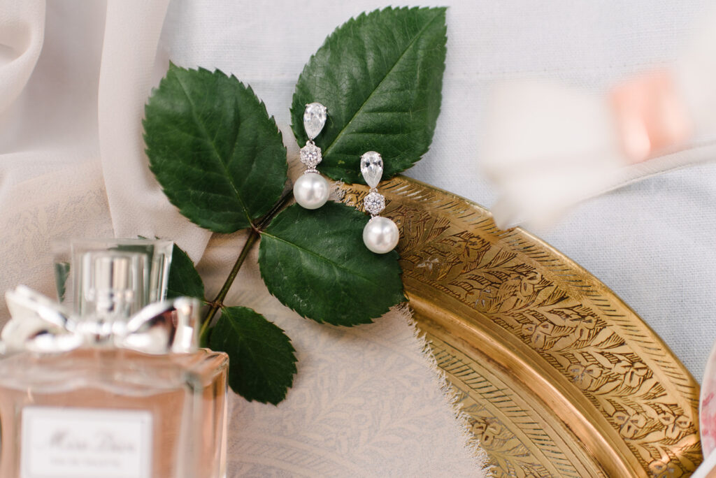 View of Crisp & clean: minimalist décor inspiration - Today's Bride