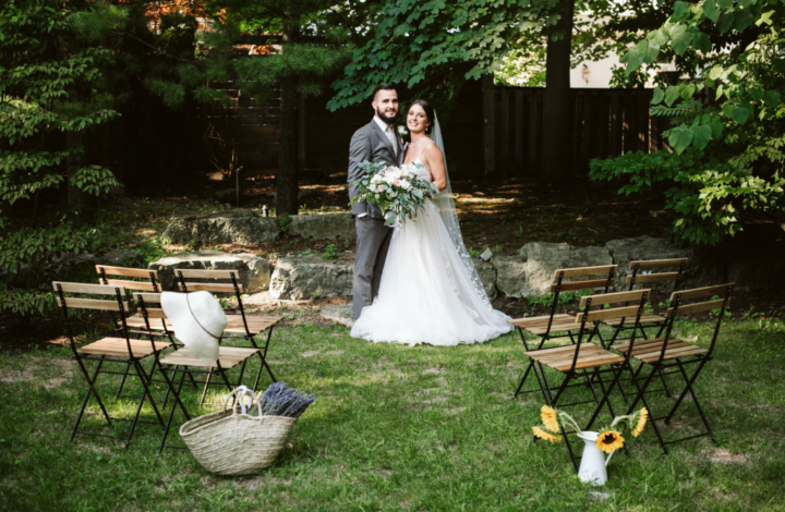 bride and groom French-style wedding micro weddings
