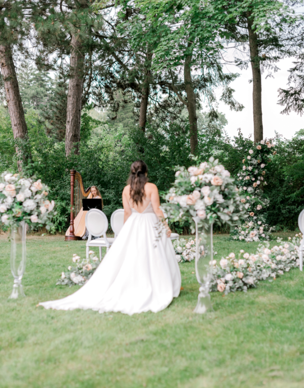 outdoor intimate wedding bride shoot
