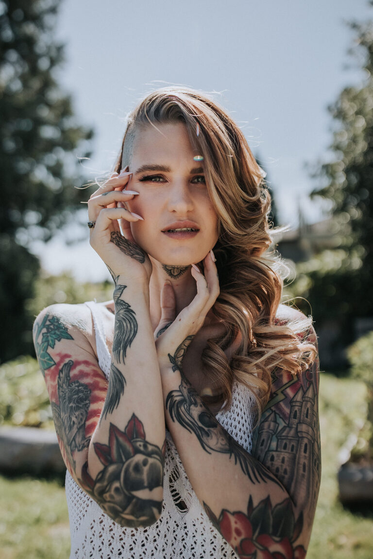 Colour my world: a tattooed real wedding - Today's Bride