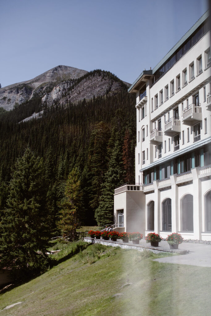 luxurious destination wedding on Lake Louise Alberta