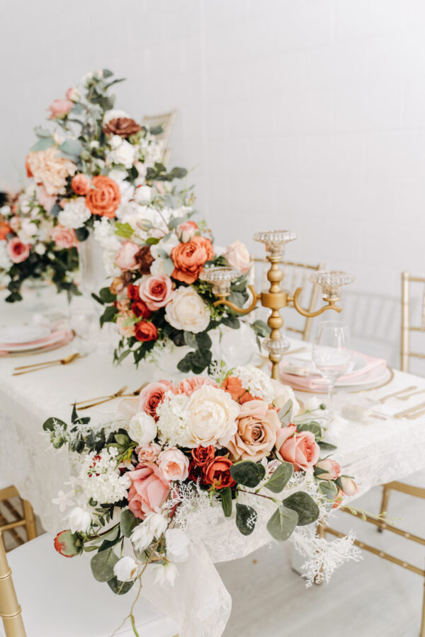 garden-themed wedding flower decor