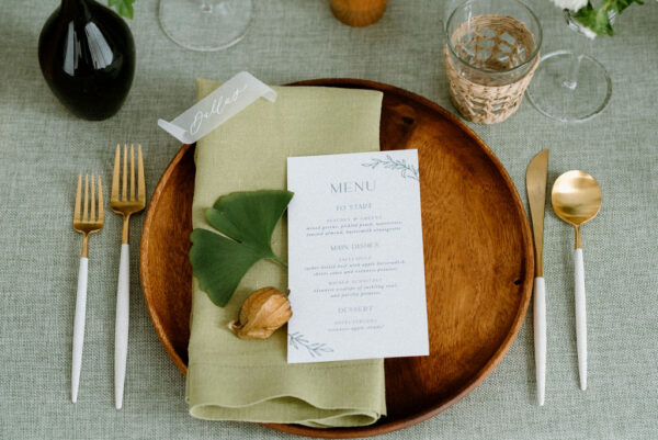 green wedding table inspo