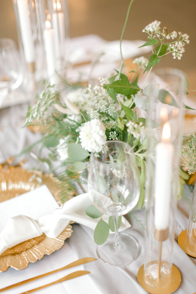 Clean & elegant: inspiration for timeless wedding décor - Today's Bride