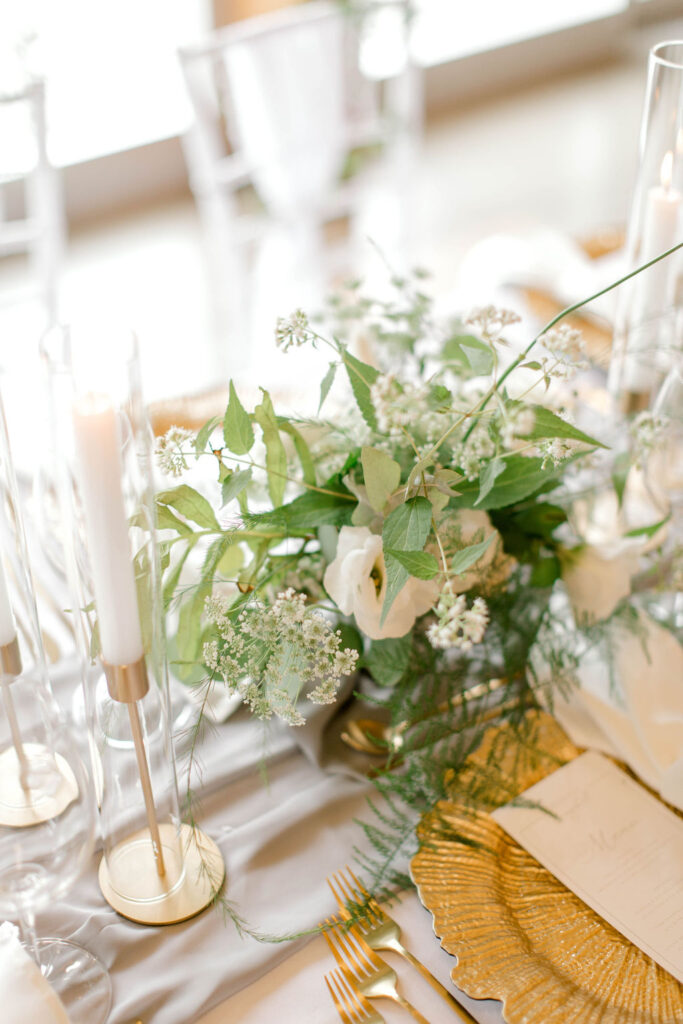 Clean & elegant: inspiration for timeless wedding décor - Today's Bride