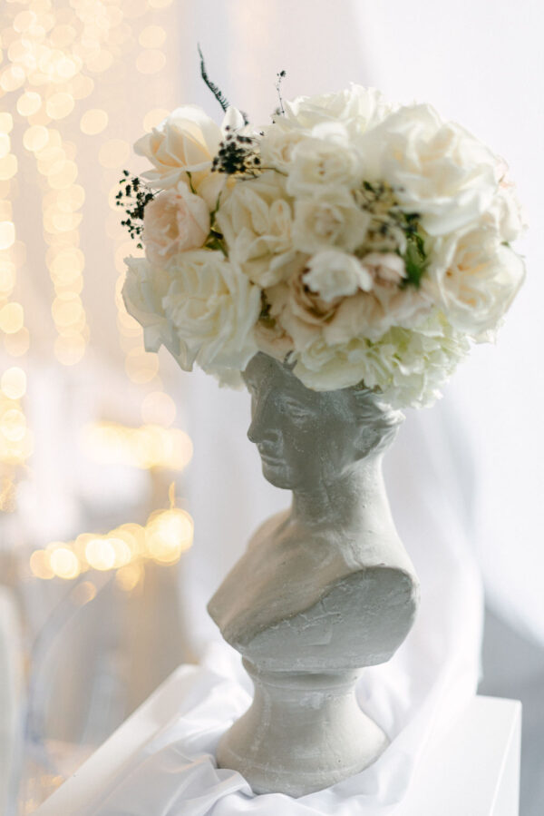 wedding bouquet white flowers