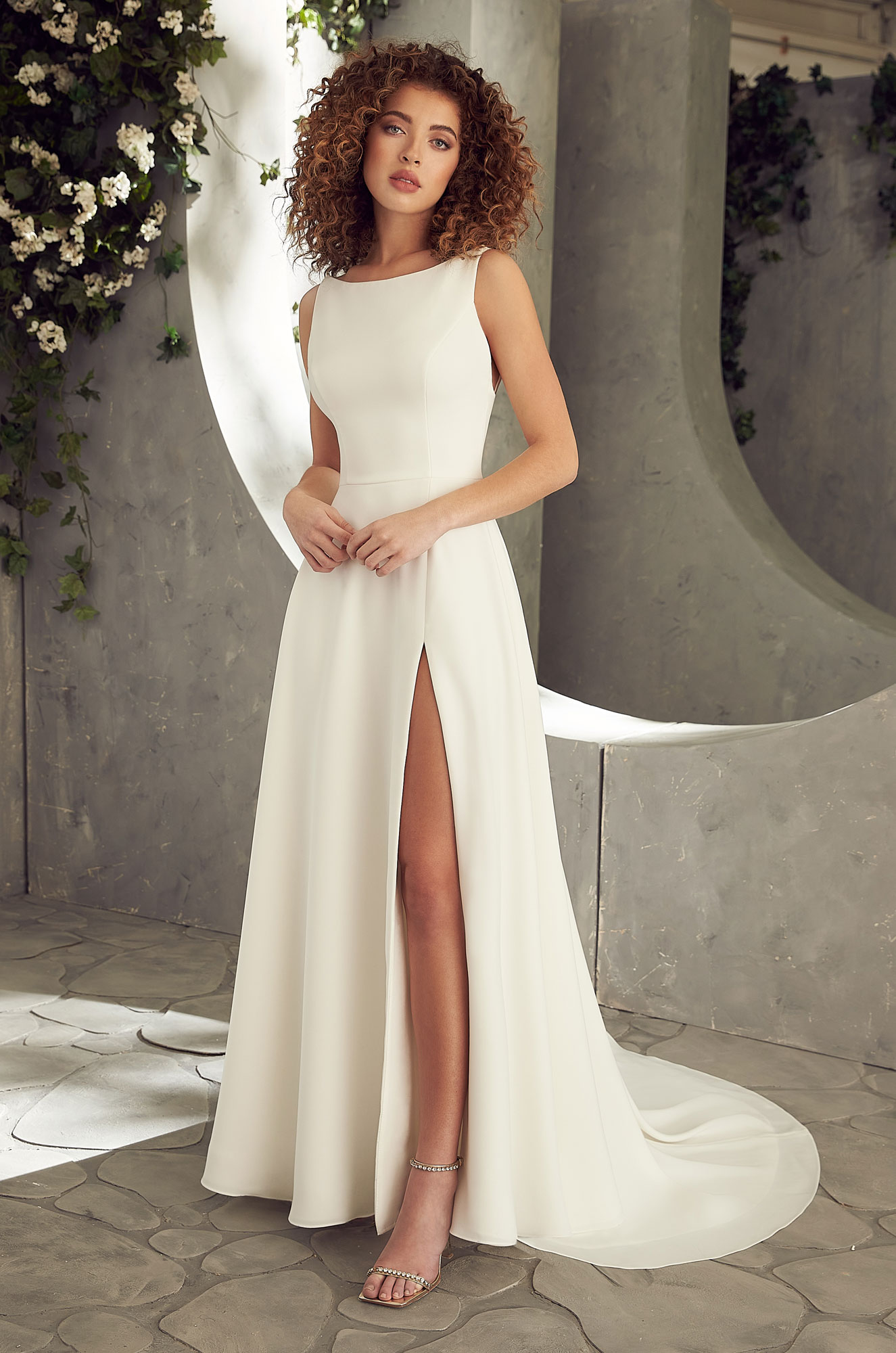 11 sophisticated, minimalist wedding dresses from Mikaella