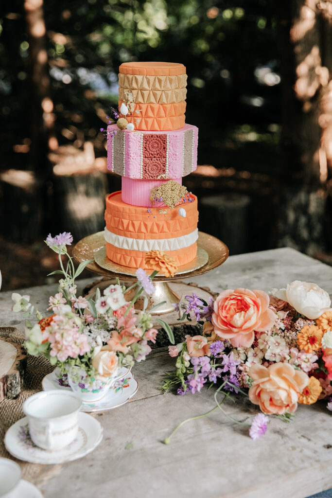 beautiful wedding cake display by wedding cake vendor