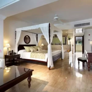 TRS Turquesa Punta Cana