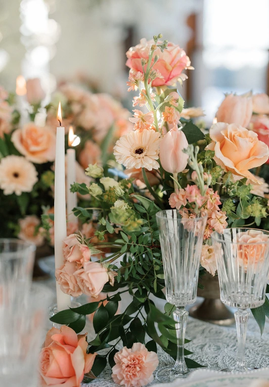 Flowers by The Bourbon Rose Floral Design Co.; Photo by Jessica Ruxton Photography
