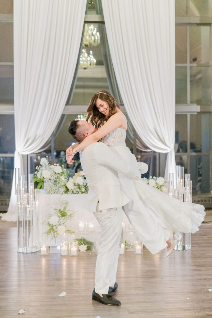 bride and groom dance at a wedding in Swaneset Bay Resort & Country Club