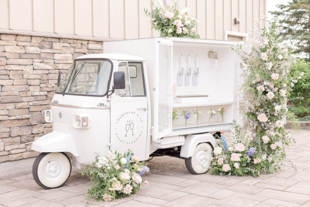 The cutest wedding mobile bar 