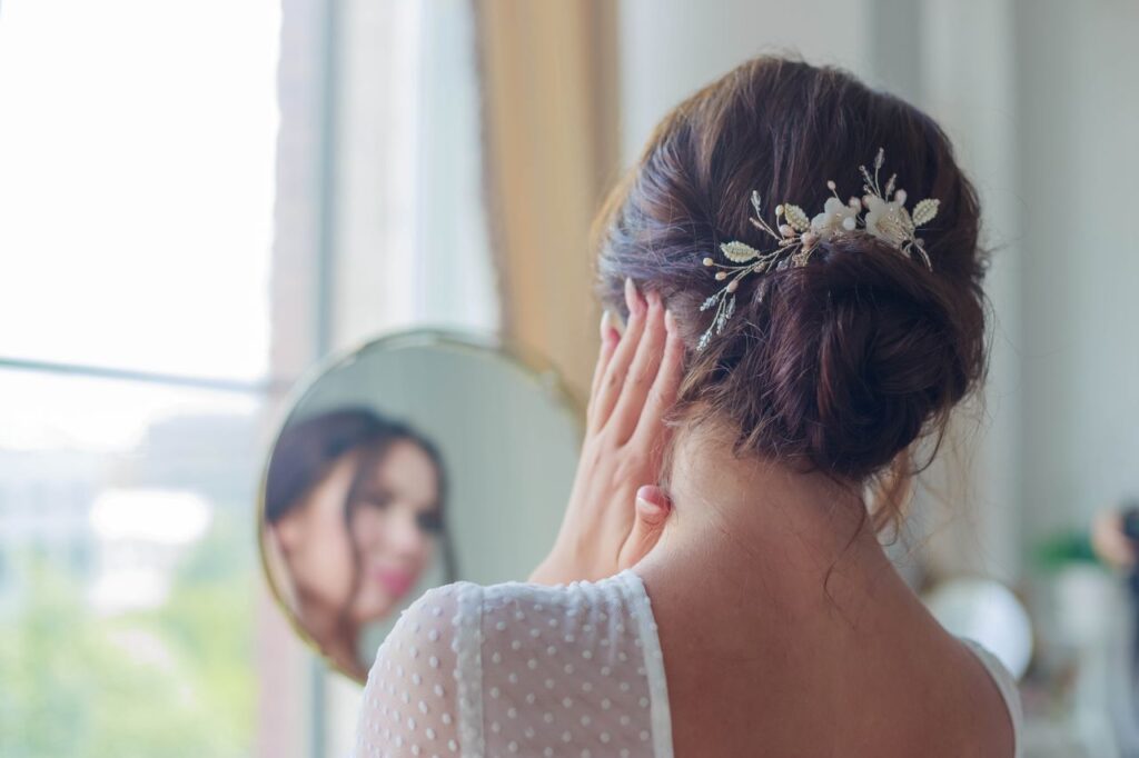 Modern wedding hot sale hair accessories