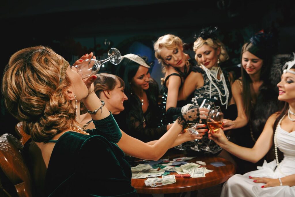 glamorous bachelorette party Gatsby theme
