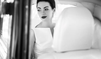 wedding photography bridal portait in black and white