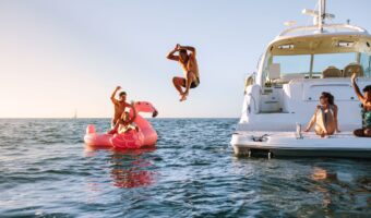 buddymoon yacht trip for group honeymoon