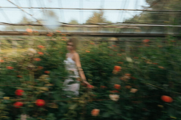 vintage wedding blur photography