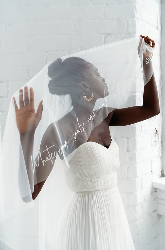 personalized veil with script wedding accessories 