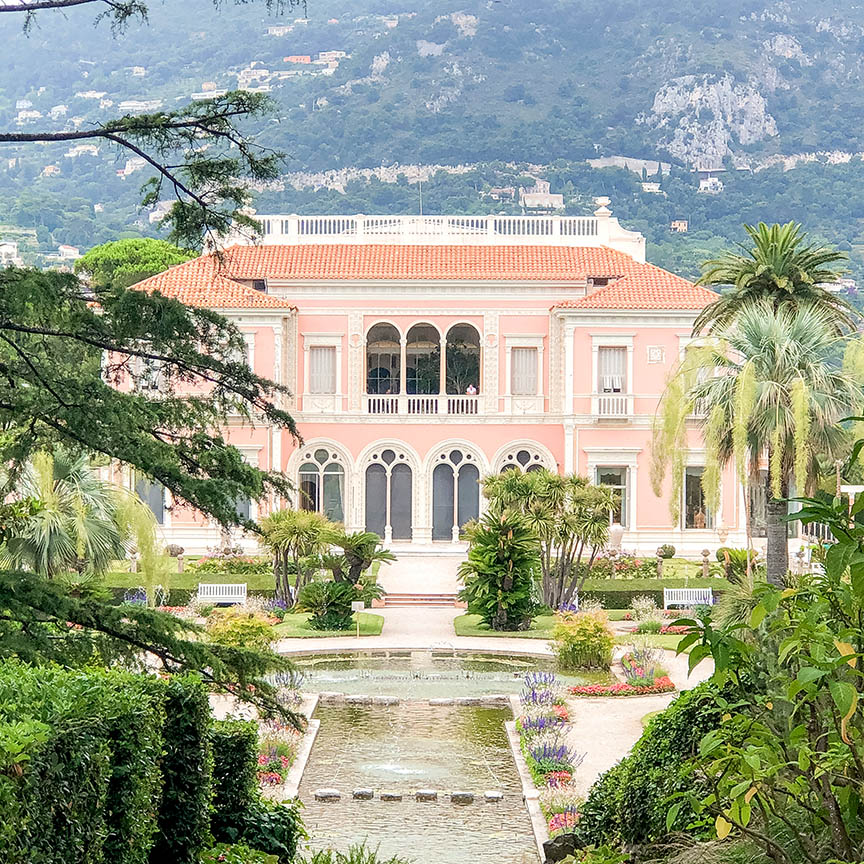 unbelievable destination wedding palace in French Riviera