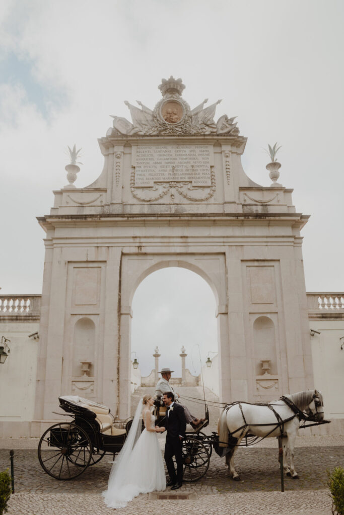 unbelievable palace wedding at Portugal’s Valverde Sintra Palácio de Seteais, a five-star hotel set in the mountainside of Sintra