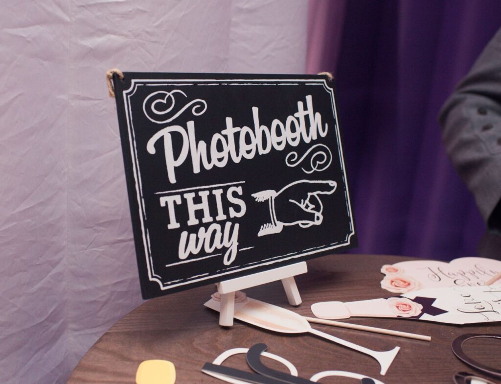 sign for wedding photobooth ideas