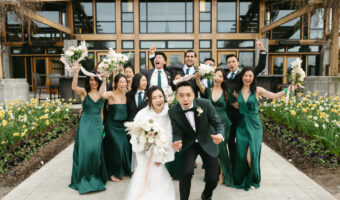 sophisticated wedding at Riverway Clubhouse