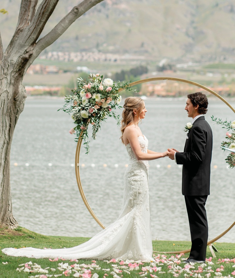 beautiful lakeside intimate ultimate wedding