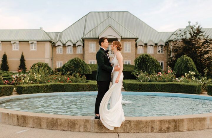 Taylor and Richard wedding portrait at Chateau-des-Charmes