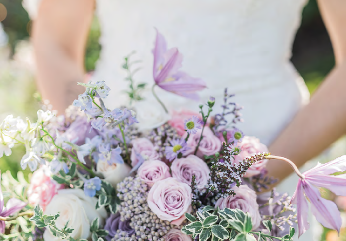 stunning lilac and lavender bridal bouquet